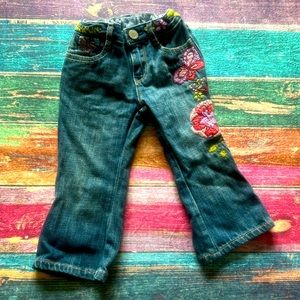 Gorgeous embroidered boho 1969 jeans from Baby Gap, size 18-24 months